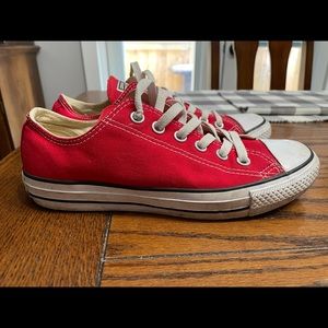 Converse Chuck Taylor All Star Classic Sneakers